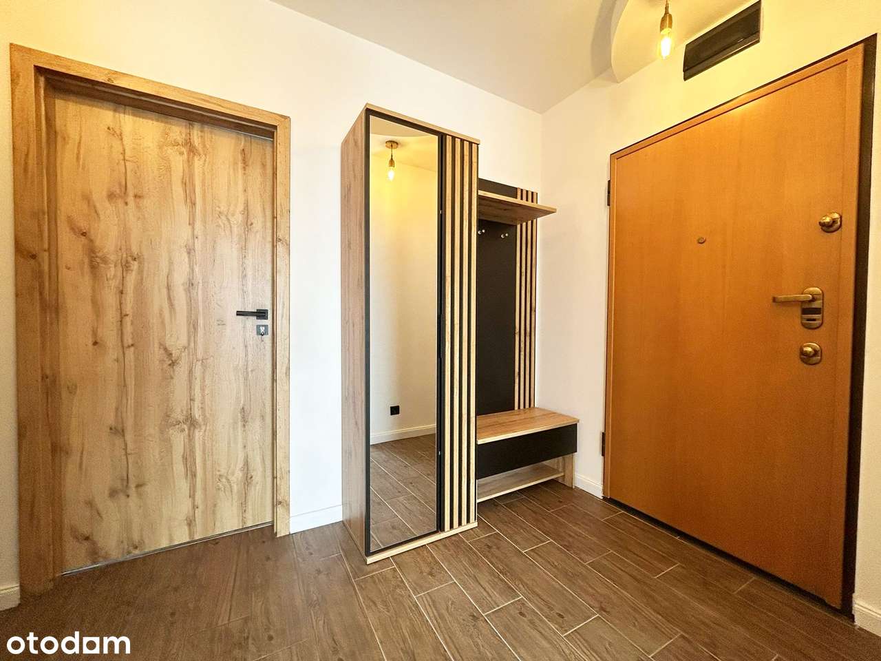 Komfortowe mieszkanie na Chełmie w bloku z 2000 r.-12