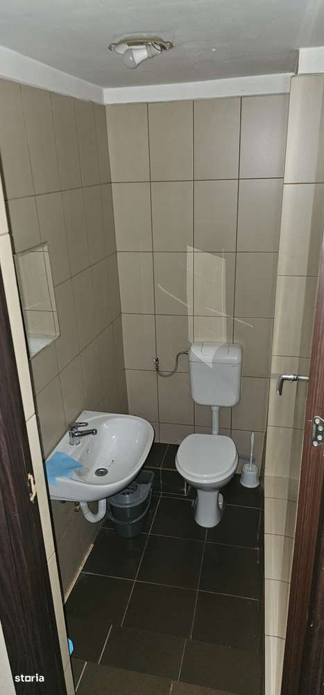 Inchiriere spatiu comercial stradal, 120 mp cu vad, intrare in Racadau - Imagine principală: 5/6