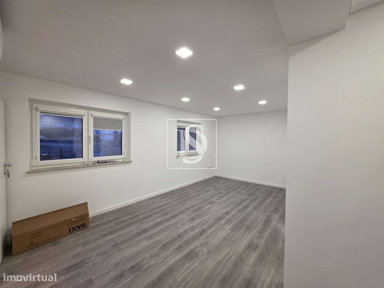 Apartamento T2 Renovado, no Botulho-4