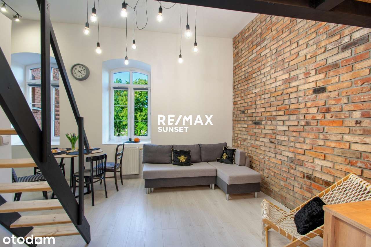 Klimatyczna kawalerka z antresolą w centrum - Pełny obrazek: 4/16