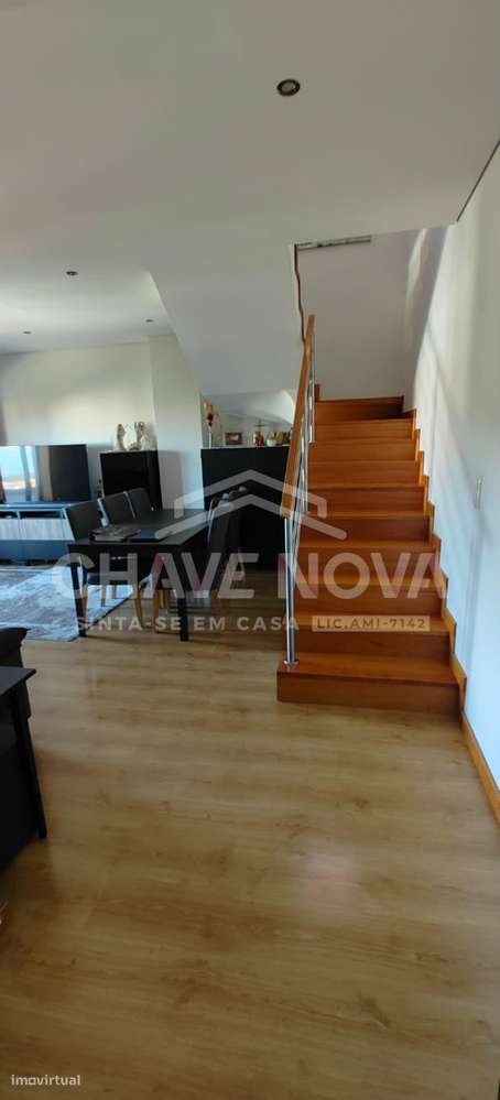 Apartamento Duplex T2 + 1 em São Bernardo - Grande imagem: 5/25