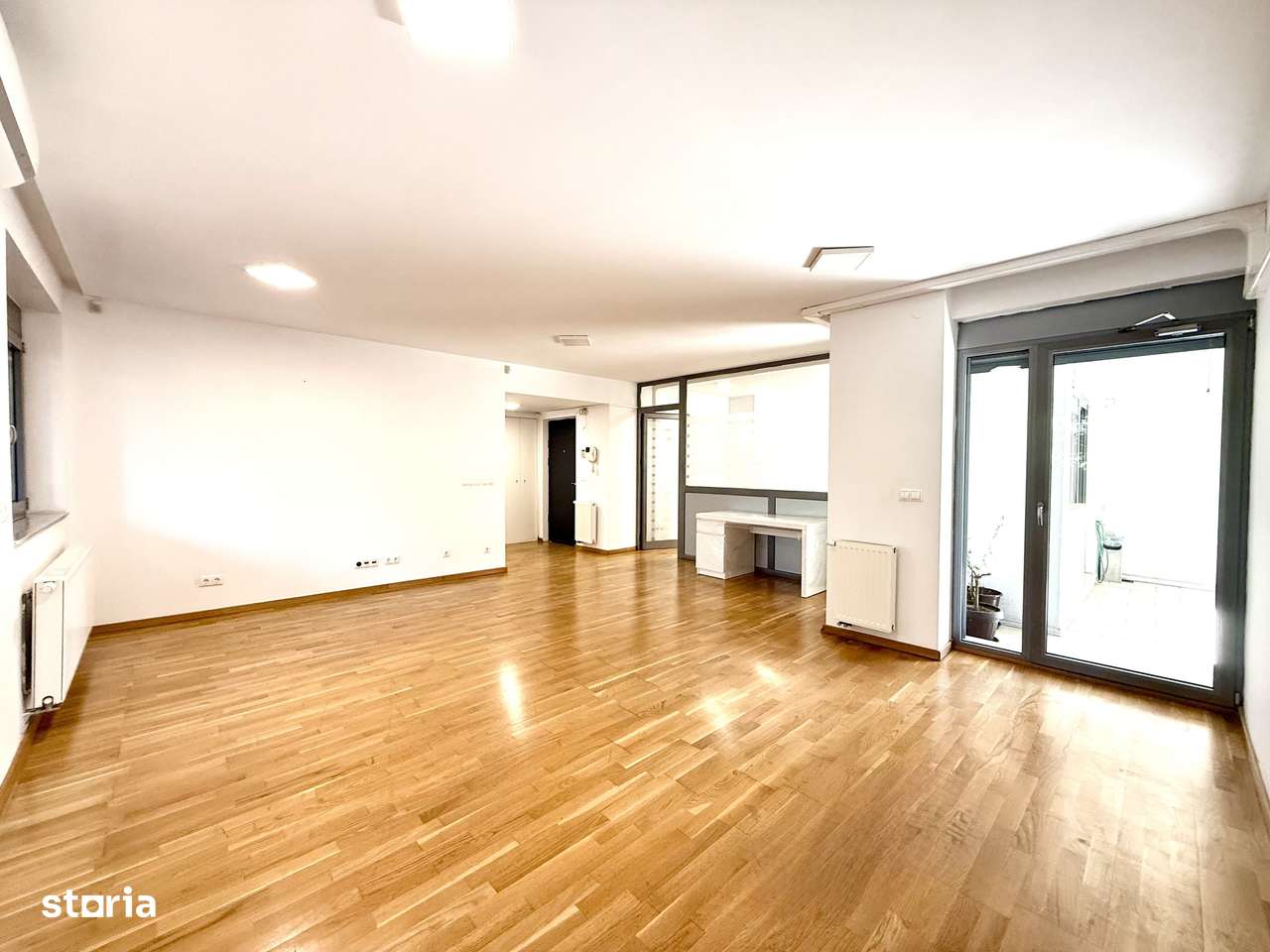 5 camere | 132 MPU | Parcare | Boxa | GREEN LAKE - Imagine principală: 4/20