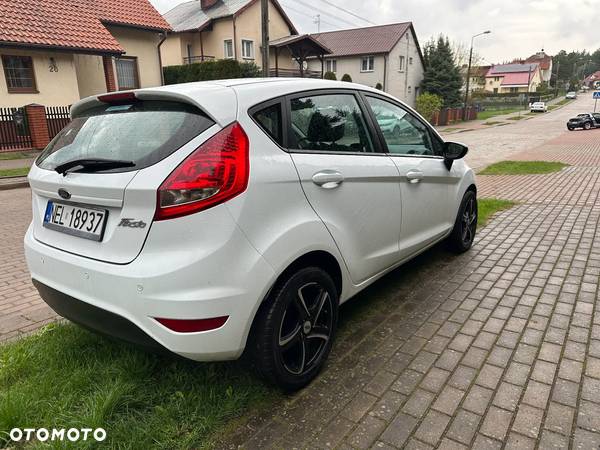 Ford Fiesta - 5