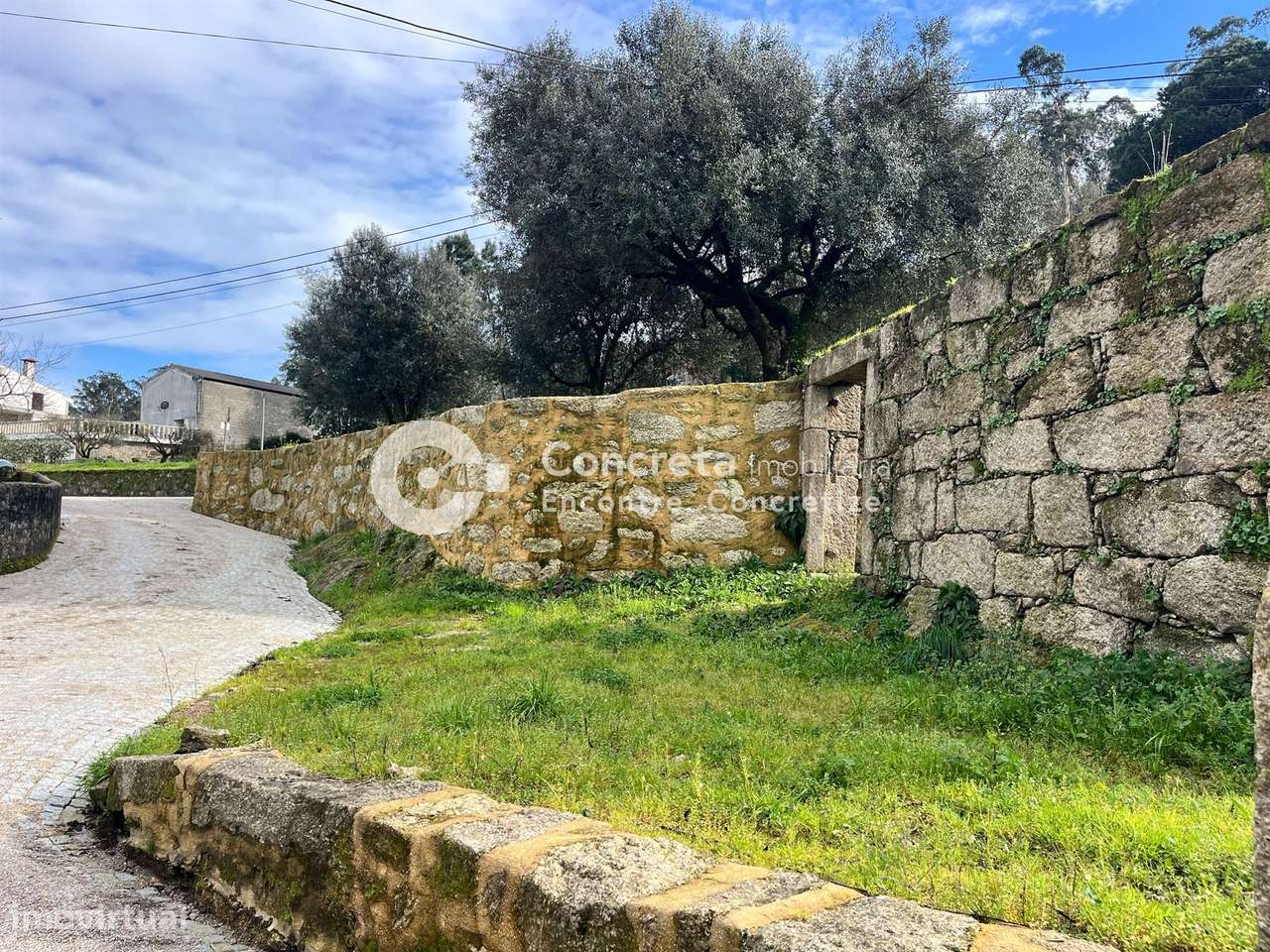 Ruína em pedra com terreno em Cossourado, Barcelos-14