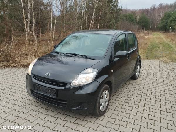 Daihatsu Sirion 1.0 - 1