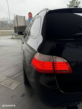 BMW Seria 5 530d xDrive Touring Edition Sport - 11