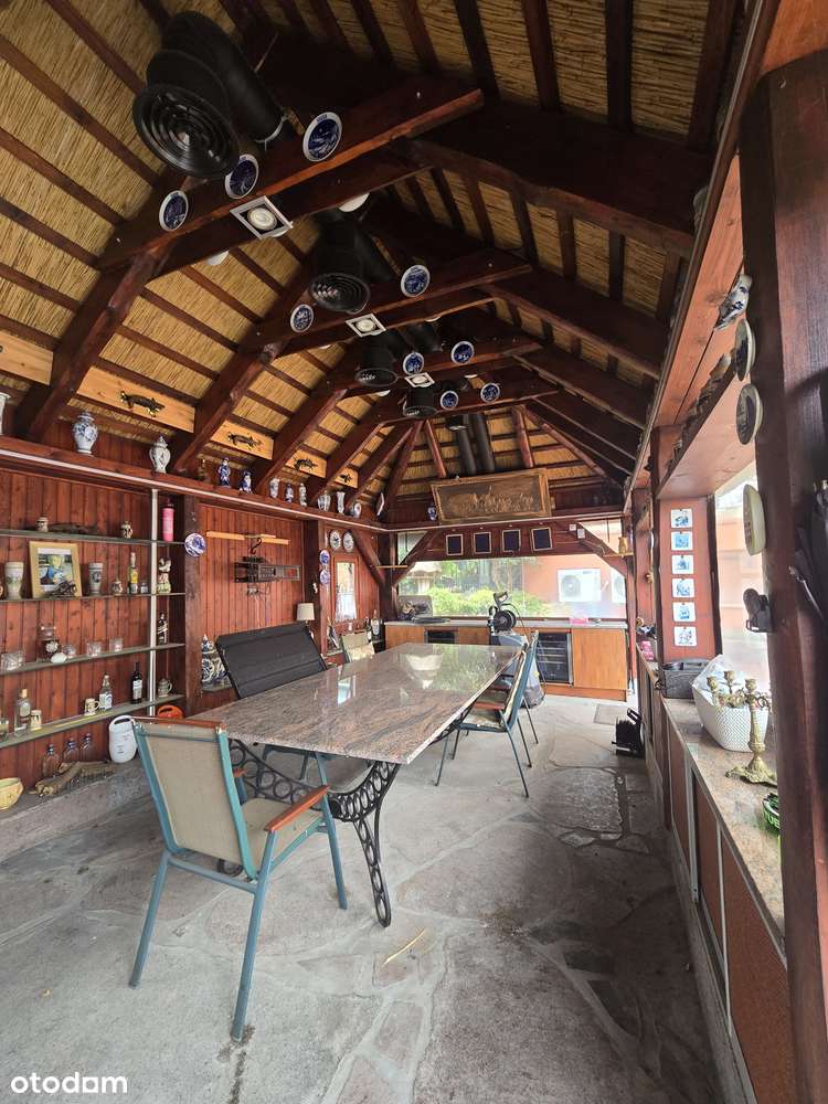 Komfortowy i wielofunkcyjny lokal mieszkalny + lokal użytkowy-13