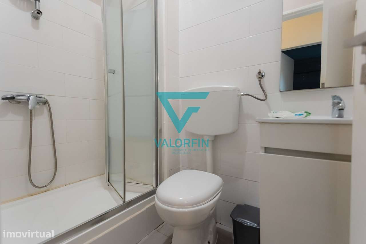 Apartamento T4 – Avenida Miguel Torga | Leiria-7