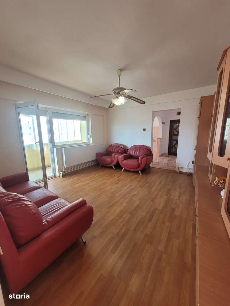 Apartament 3 camere langa Liceul Nr.7 | Micro 16-3