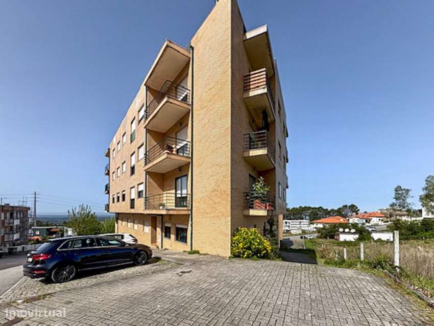 Apartamento T2 em São João de Ver-0