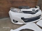 Toyota Yaris III kompletny przód zderzak chłodnica - 2