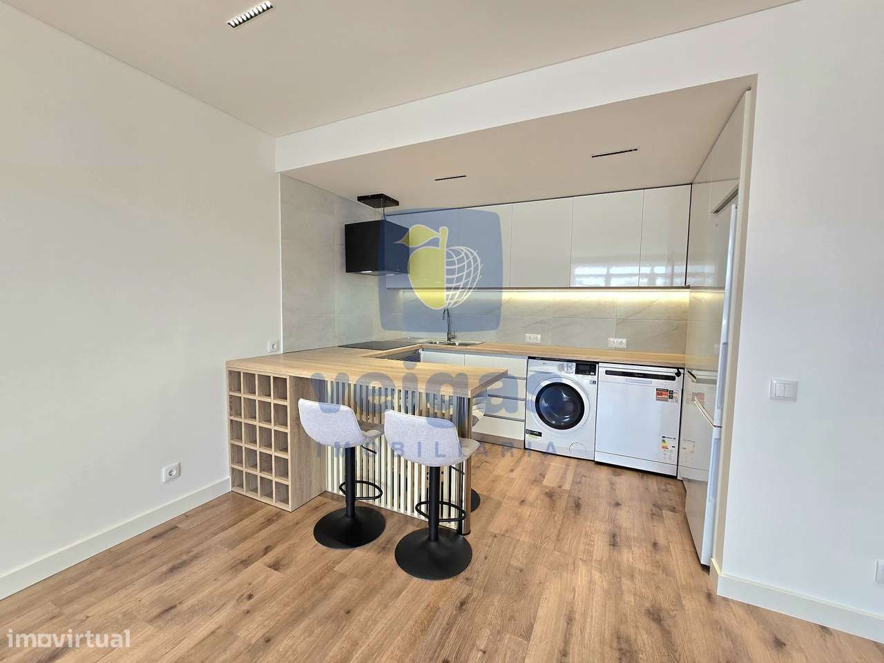 Apartamento renovado com 1 quarto em Charneca de Caparica-8