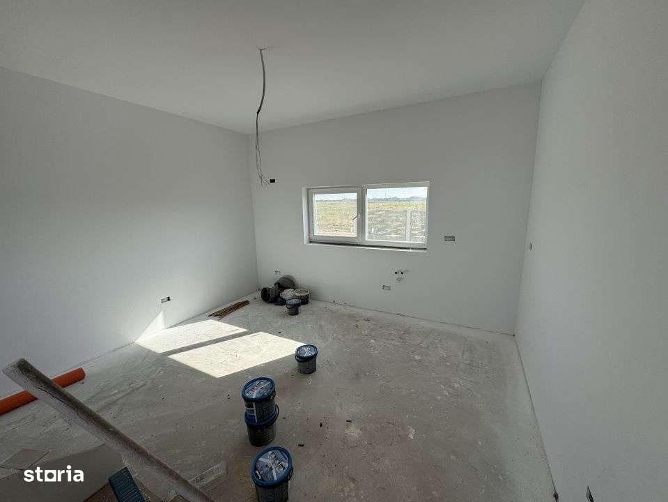 3 CAMERE, DESPARTIT PRIN C.T , SUPRAFATA GENEROASA - Imagine principală: 2/13