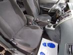 Hyundai Tucson 2.0 Comfort 2WD - 26