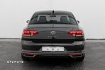 Volkswagen Passat 2.0 TDI Elegance DSG - 9