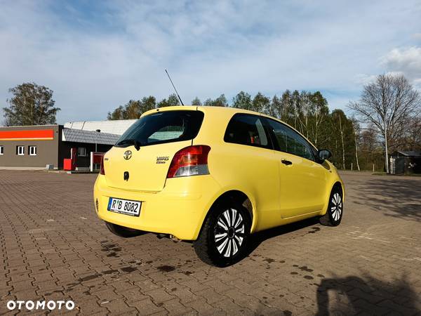 Toyota Yaris 1.0 VVT-i - 3