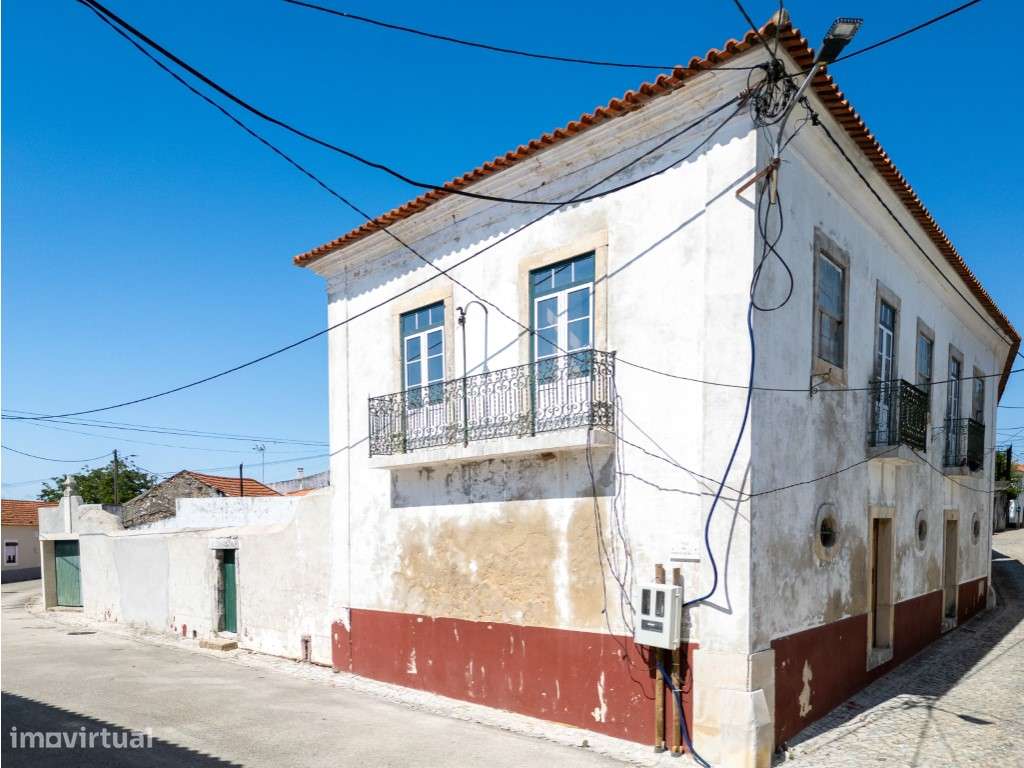 Moradia de Luxo com jardim no centro histórico de Aljubarrota, Alco...-5