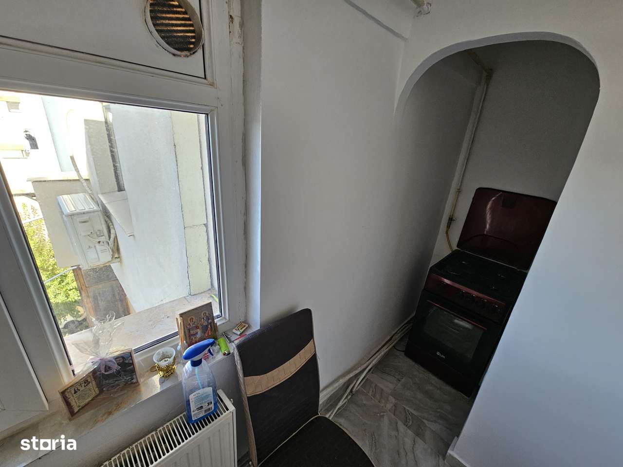 Vand ap cu 2 camere zona policlinica 2-2