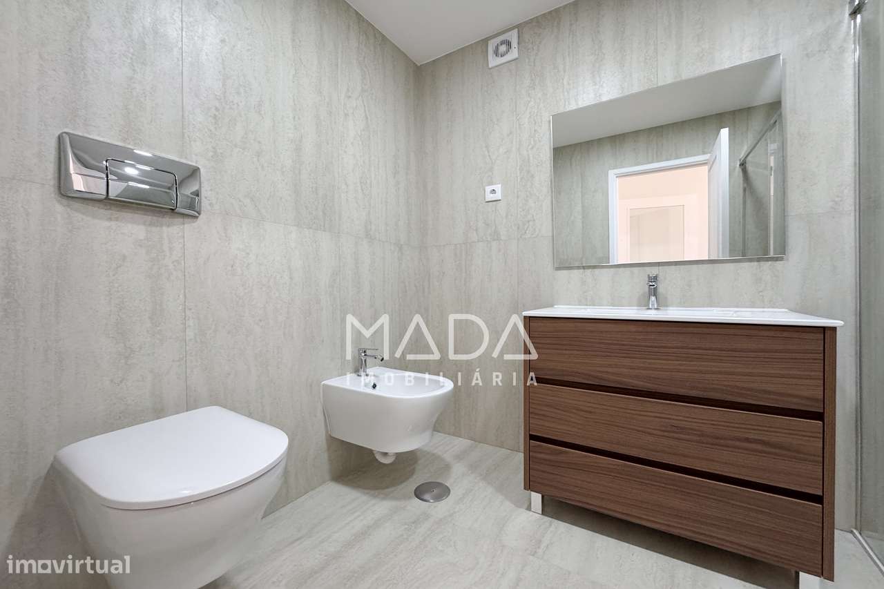 RENOVADO Apartamento T3 (último piso) c/garagem em Lamaçães, Braga-9