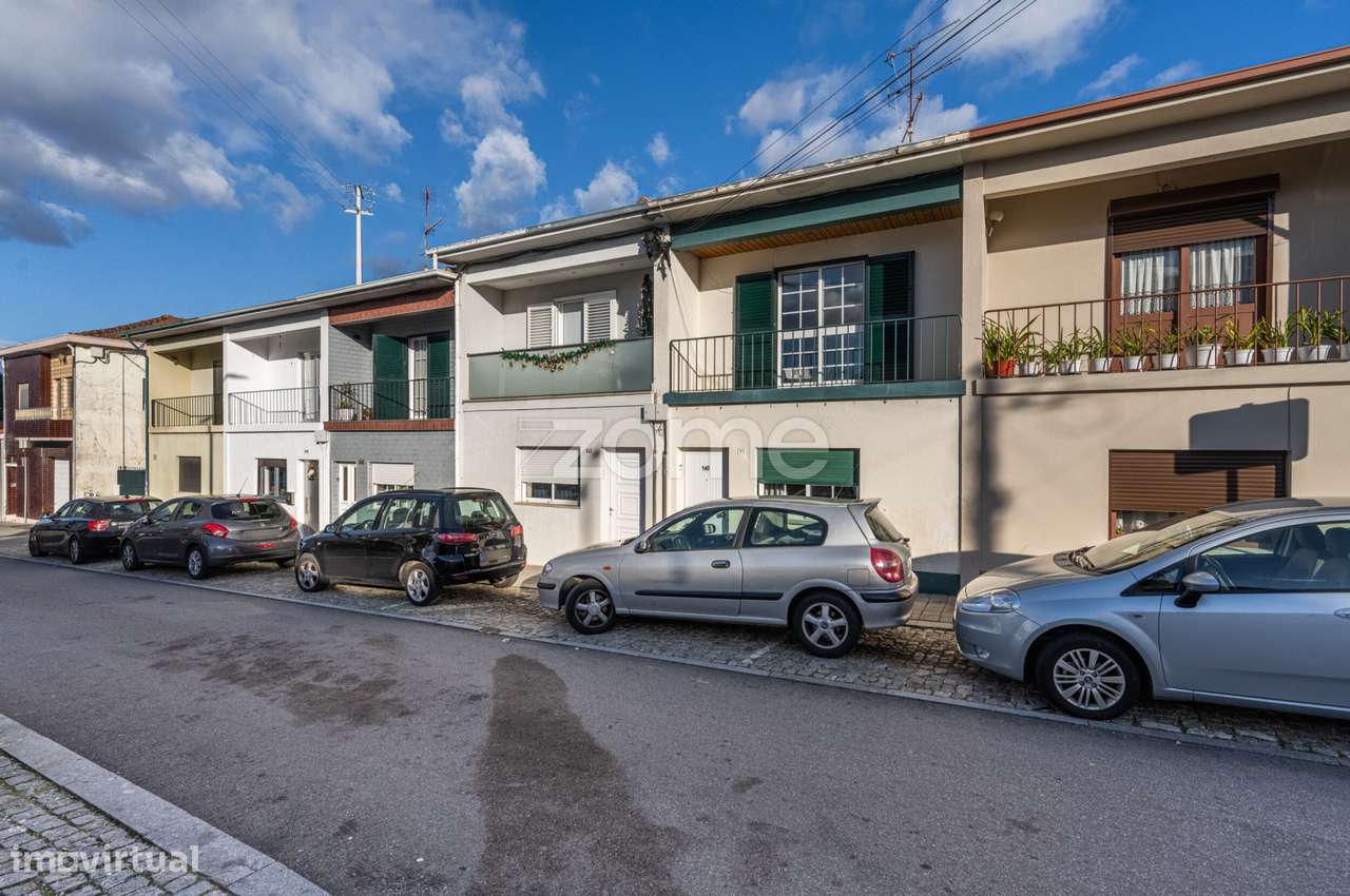 Moradia Geminada T3 em Valbom - Grande imagem: 2/18