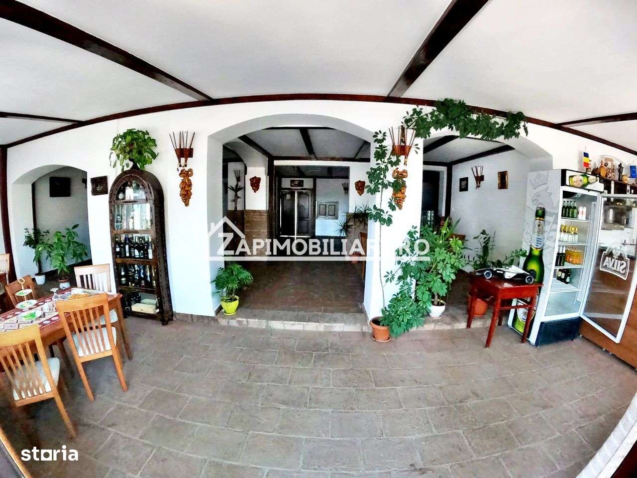 Restaurant 90 persoane + terasă 120 persoane ,2.400 mp teren - Imagine principală: 2/20