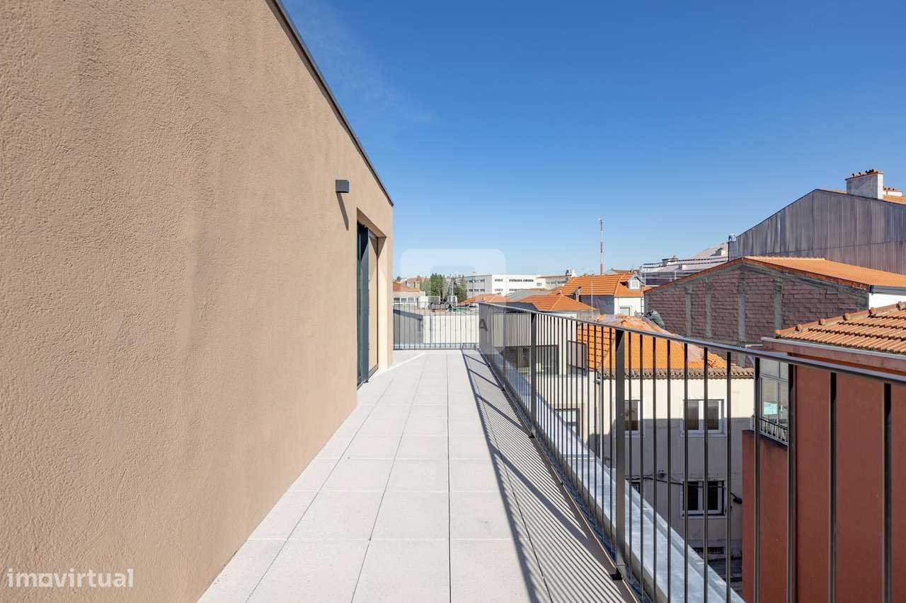 Penthouse T4 com Vista Panorâmica no Centro de Vila Nova de Gaia-44