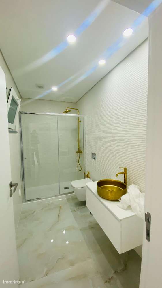 MORADIA T4 FERNAO FERRO-25