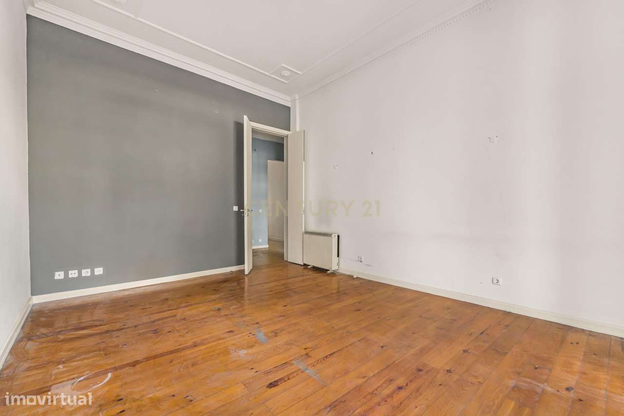 Apartamento T4 | Terraço | Av. Novas-8