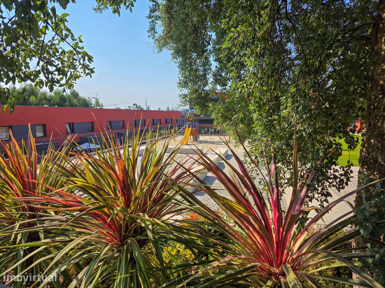 Moradia T3 Exclusiva em Condomínio Privado situada em Bitarães/Paredes-3