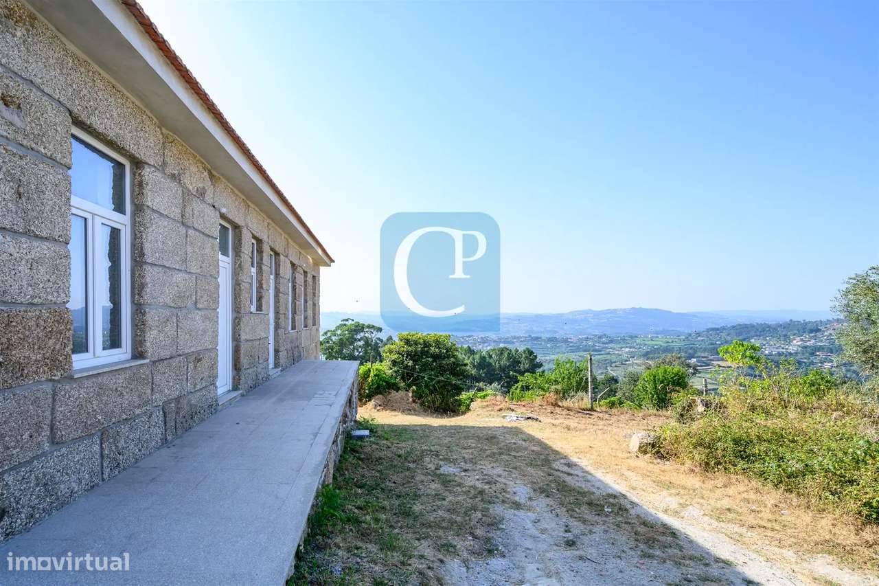 Moradia V5 remodelada em Soalhães, Marco de Canaveses-3