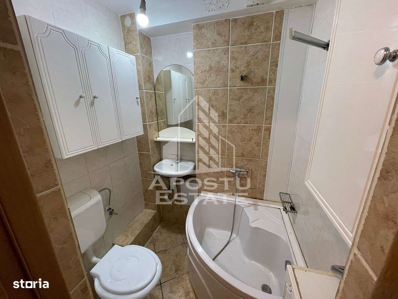 Apartament 1 camera, decomandat, zona Sagului - Imagine principală: 5/6