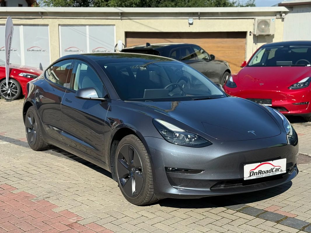Tesla Model 3 Langstreckenbatterie RWD - 2