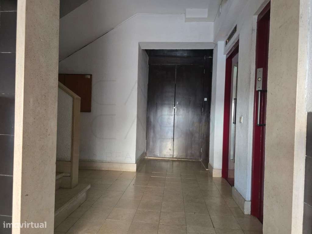 Apartamento de 2 assoalhadas no Bonfim-14