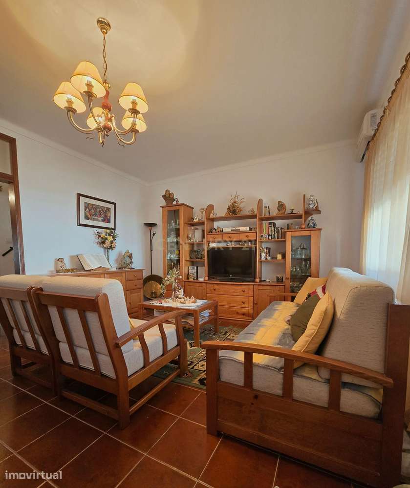 Moradia em Banda T3 no Bairro dos Canaviais – Évora - Grande imagem: 4/43