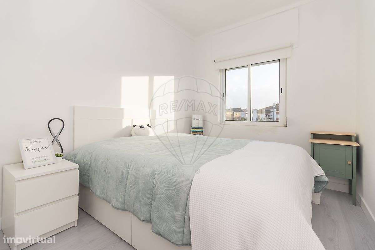 Apartamento t2 para venda na Baixa da Banheira-14