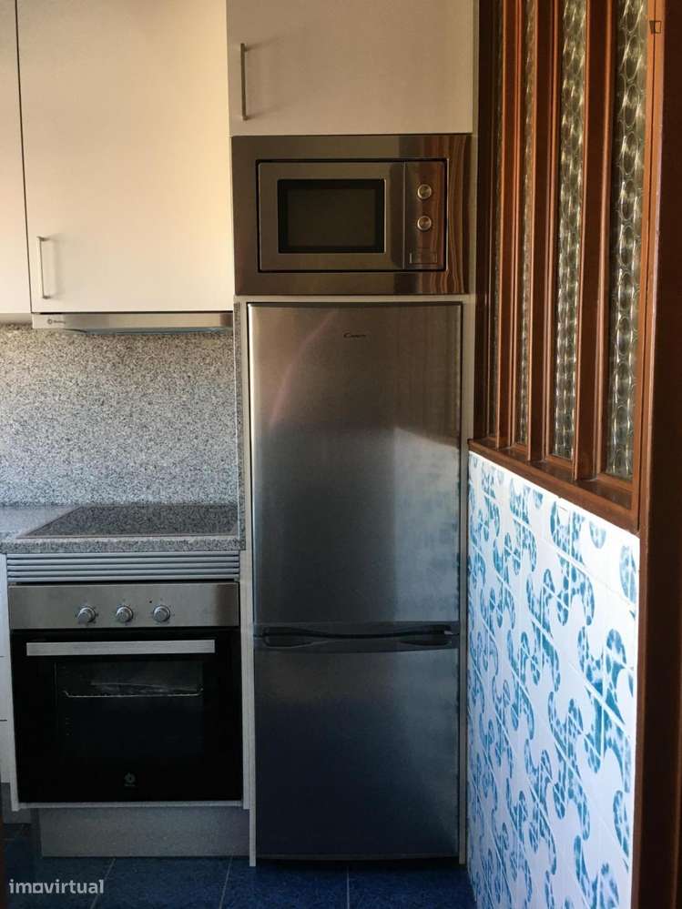 Apartamento com 1 quartos - localizado em Cedofeita Porto - Grande imagem: 3/9