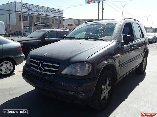 TRANSMISSÃO FRENTE DIREITA MERCEDES-BENZ CLASE M W163 1999 - 1