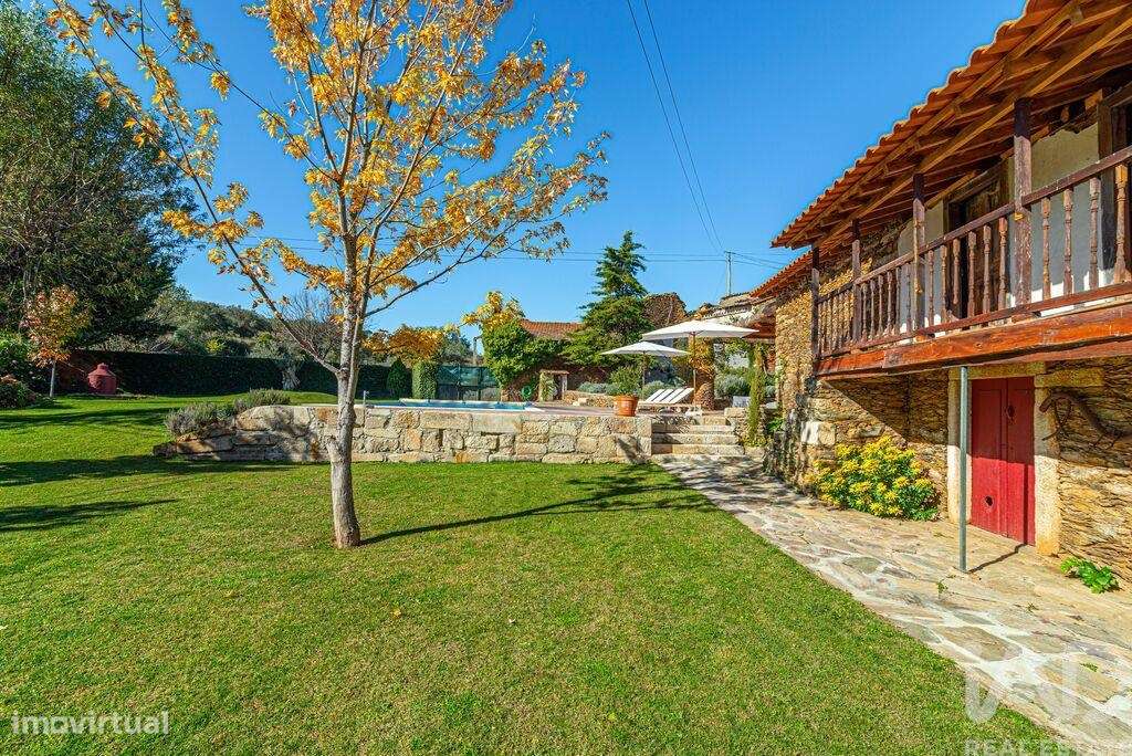 Casa / Villa T5 em Avantos e Romeu de 300,00 m2 - Grande imagem: 3/29
