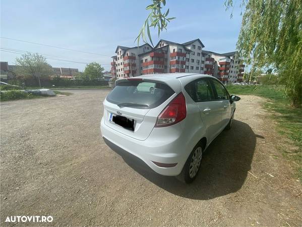 Ford Fiesta - 6