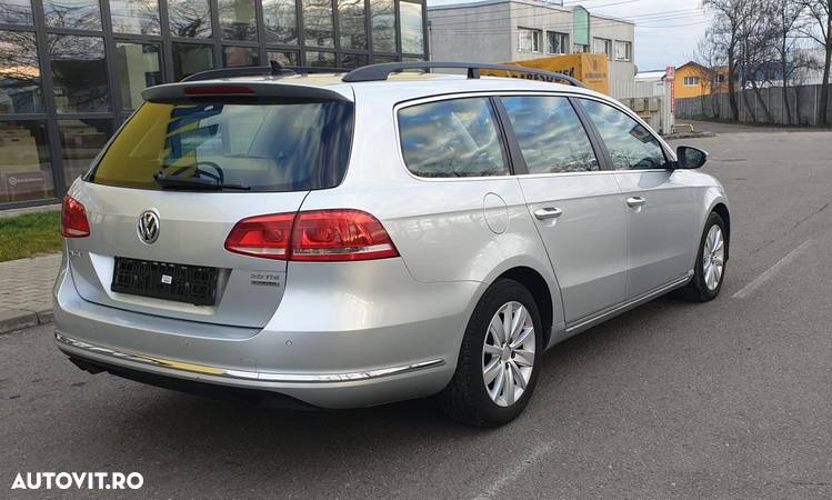 Volkswagen Passat Variant 2.0 TDI BlueMotion Technology Comfortline - 4