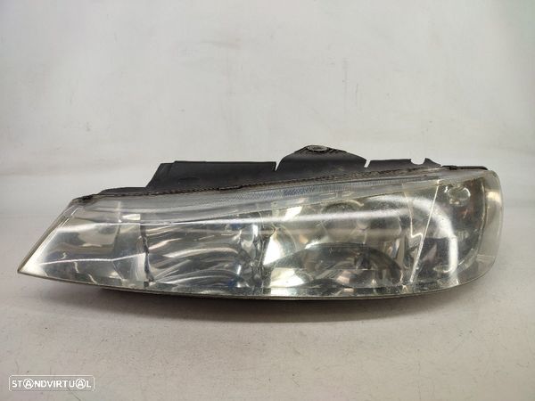 Optica Farol Esquerda Esq Peugeot 406 Break (8E/F) - 1