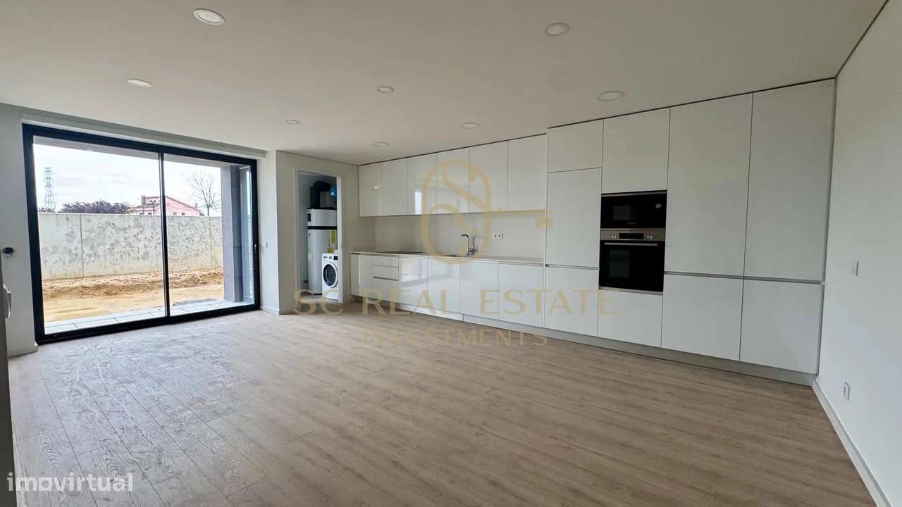 Apartamento T2 com Terraço e jardim, 2 suites em S. Mamede Infesta-25