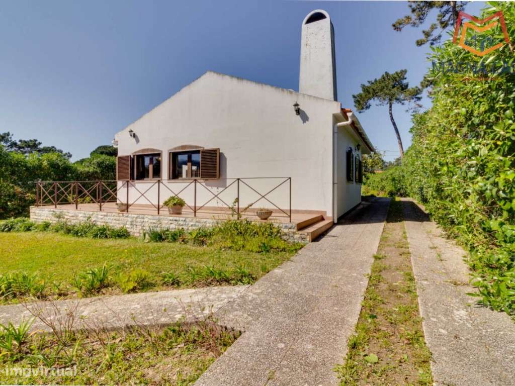 Moradia com Piscina e Jardim em Colares, Sintra-5