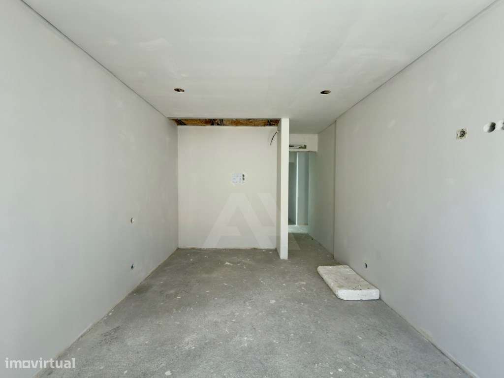Apartamento T3 novo em Alcoitão com terraço, jacuzzi e garagem-10