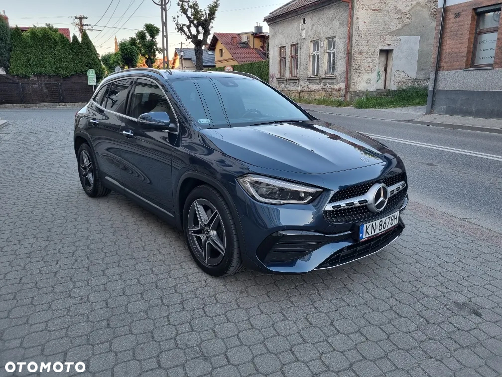 Mercedes-Benz GLA 200 AMG Line - 2