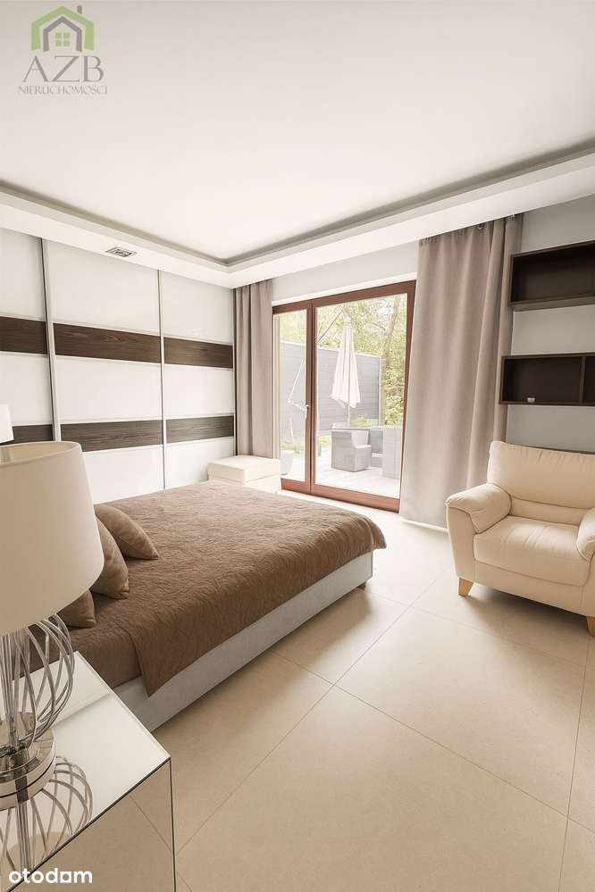 Ludwinowska 11 - Basen , Siłownia - Duży ogródek - Pełny obrazek: 4/12