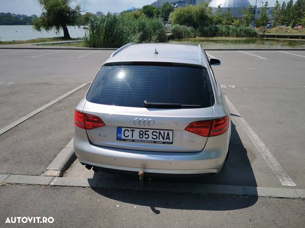 Audi A4 Avant 2.0 TDI DPF multitronic Attraction - 12