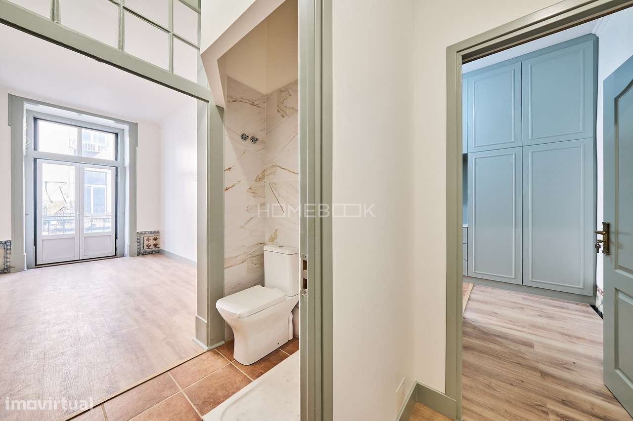 Apartamento T2 renovado na Baixa de Lisboa - Grande imagem: 2/16