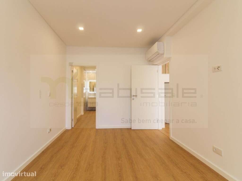 Moradia de Luxo com elevador, piscina e vista panorâmica, em Loures-57