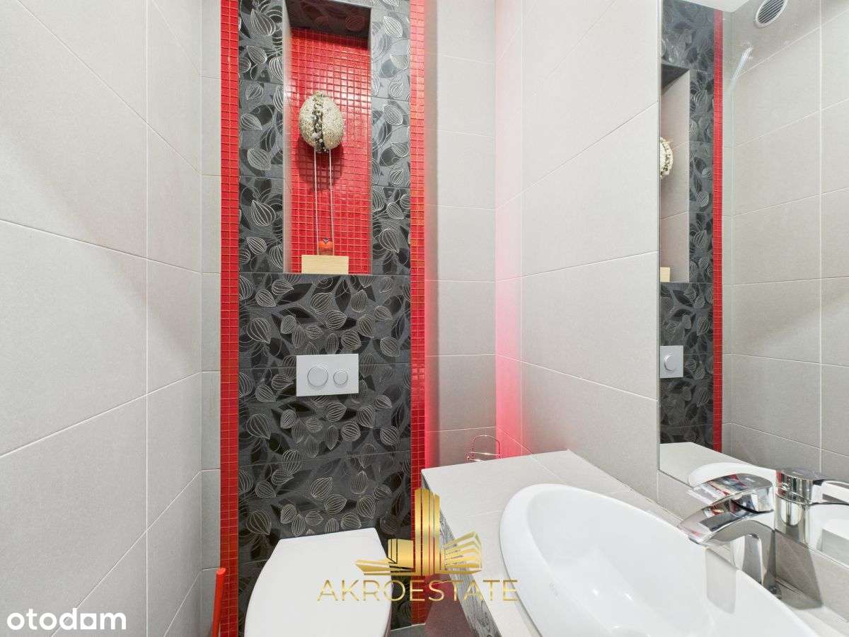 Elegancki i przestronny dom rodzinny!-11